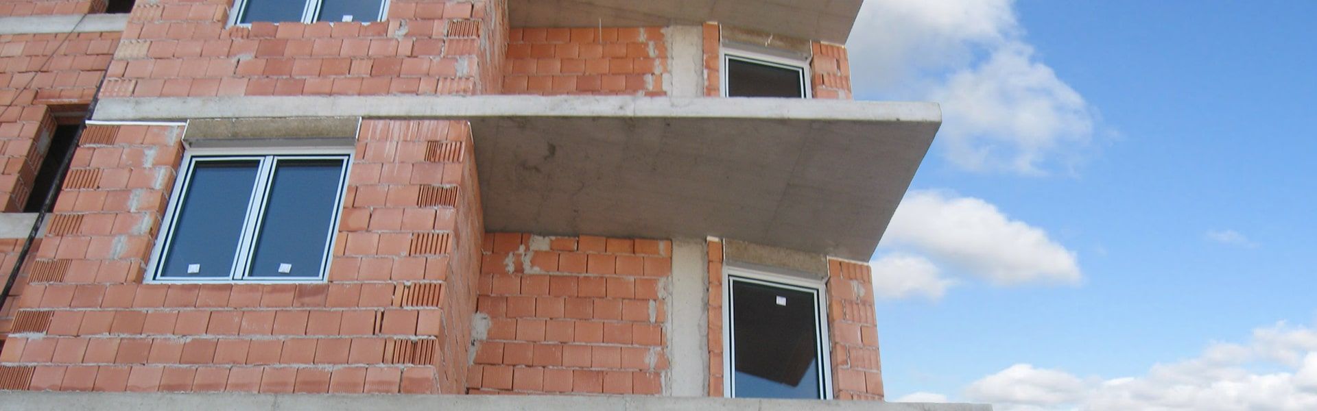 Nyílászáróra építhető redőnyök Nyílászáróra építhető redőnyök
